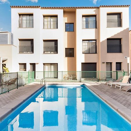Castell Beach Aparthotel กาสเตย์เดเฟลส์ ภายนอก รูปภาพ