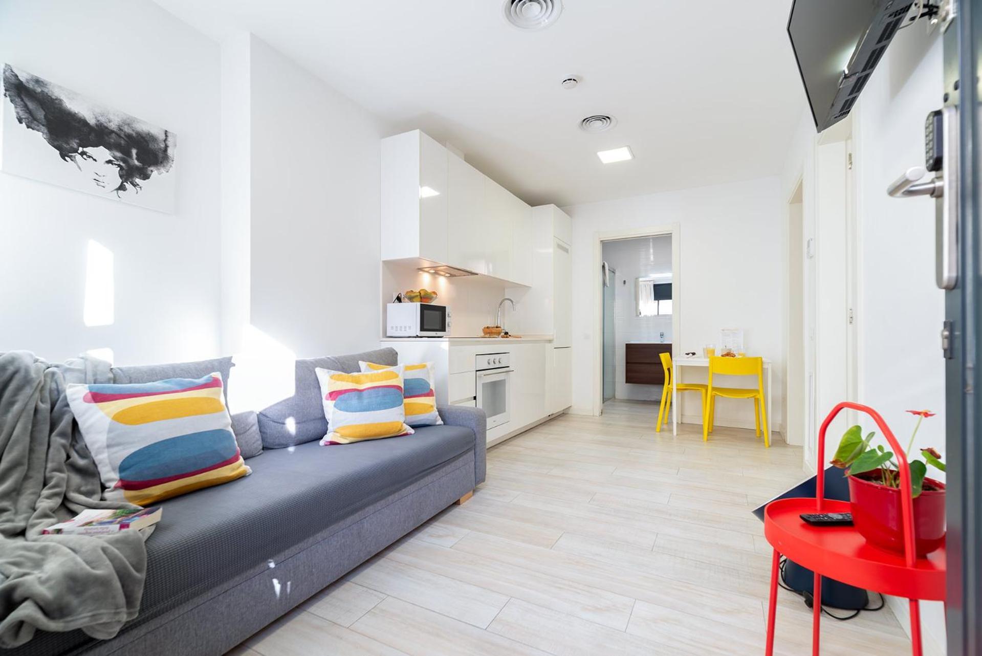 Castell Beach Aparthotel กาสเตย์เดเฟลส์ ภายนอก รูปภาพ