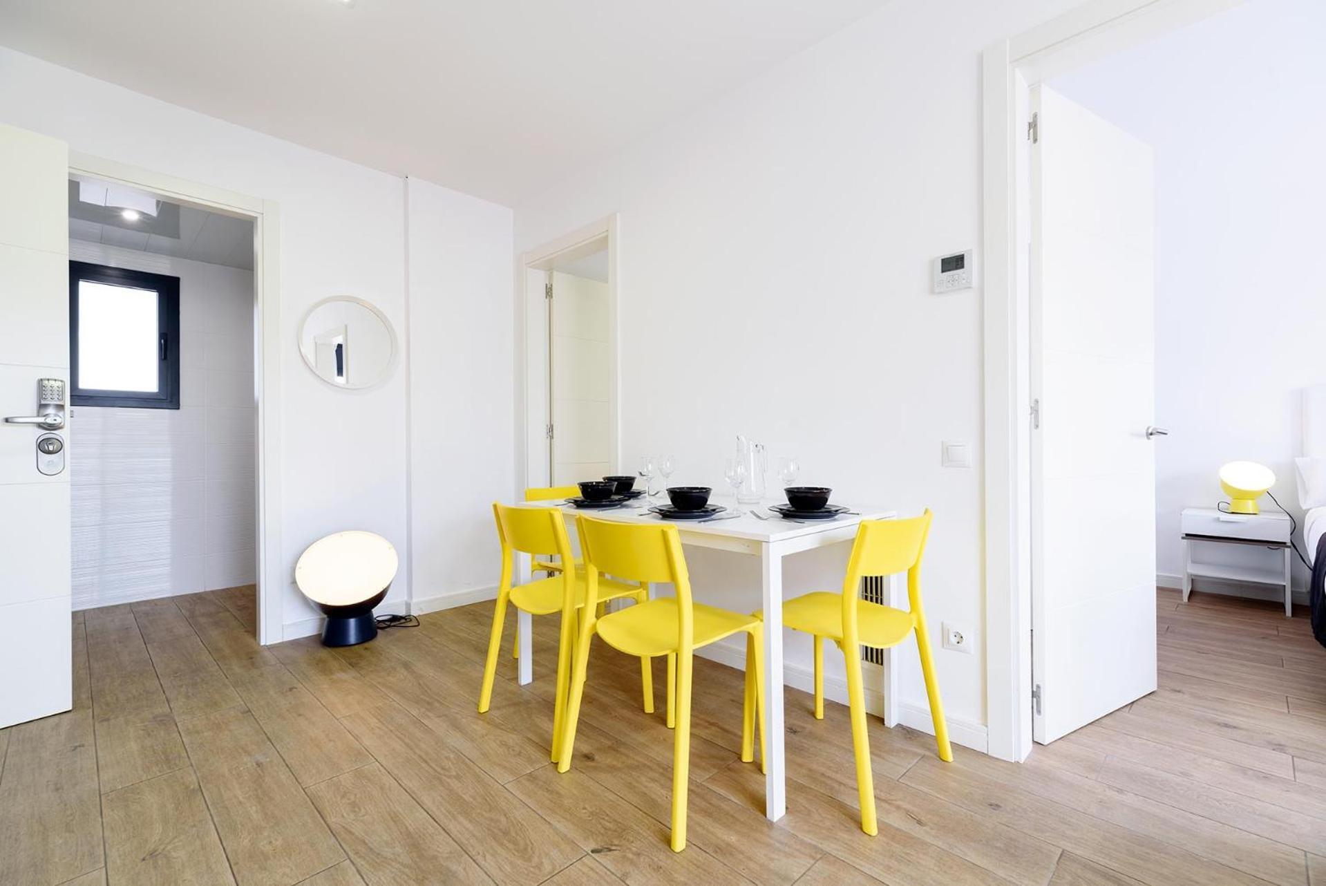 Castell Beach Aparthotel กาสเตย์เดเฟลส์ ภายนอก รูปภาพ