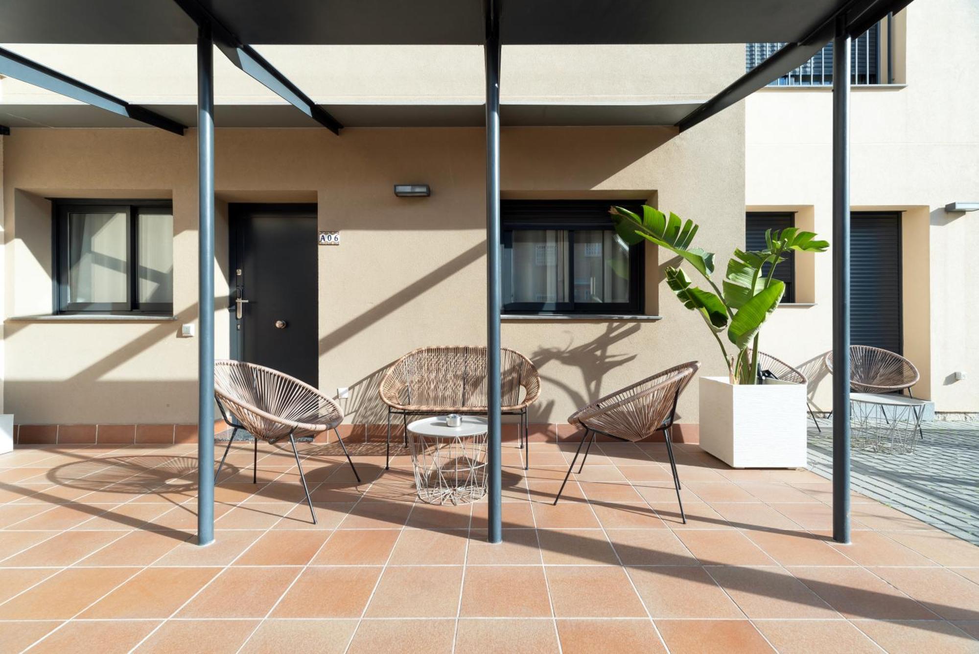 Castell Beach Aparthotel กาสเตย์เดเฟลส์ ภายนอก รูปภาพ