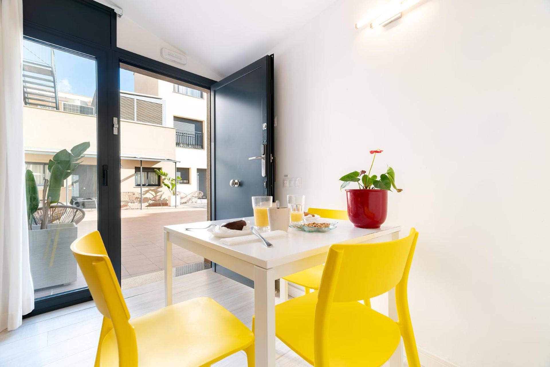 Castell Beach Aparthotel กาสเตย์เดเฟลส์ ห้อง รูปภาพ